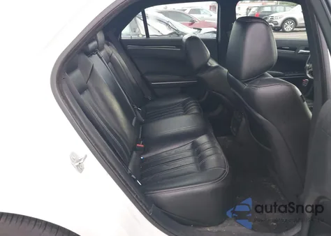 2021 Chrysler 300 300S из США, поврежденный, VIN 2C3CCABG8MH554560